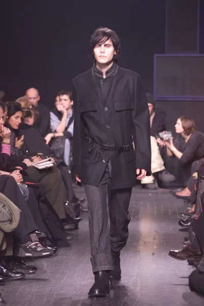 Look 28